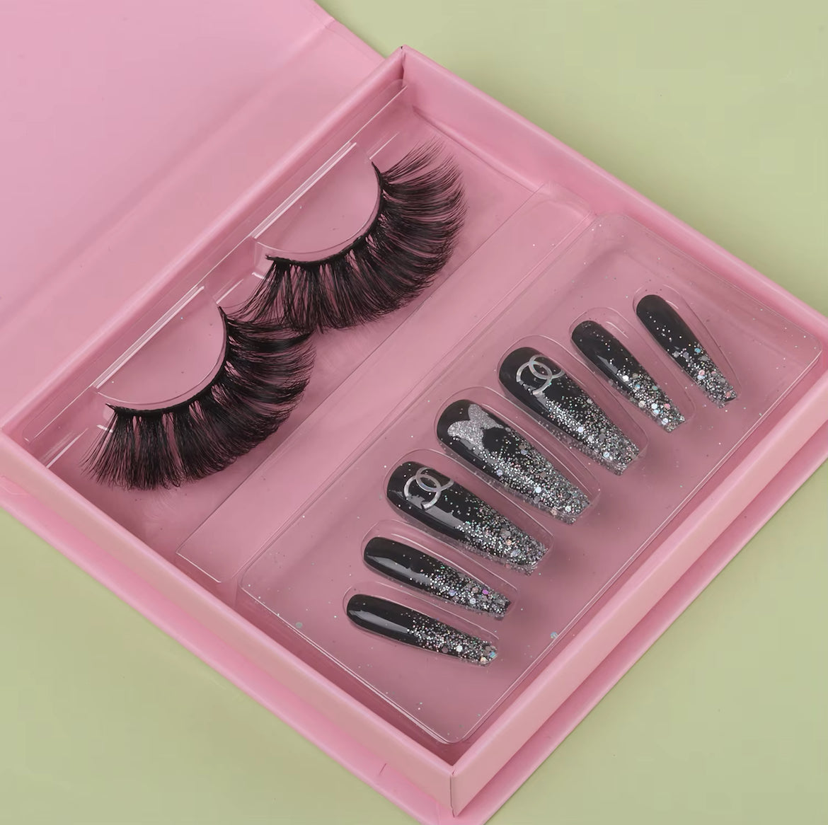 Chanel Party Lash Set