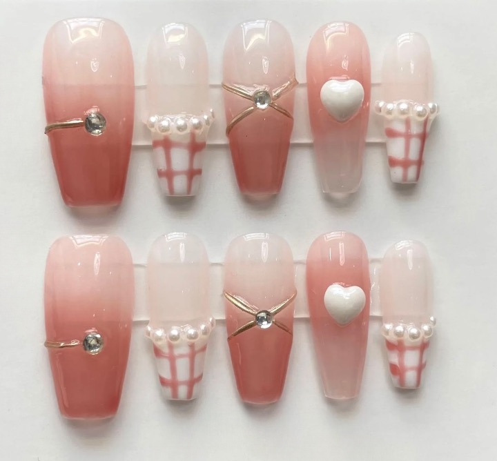 Pure Heart Press On Nails