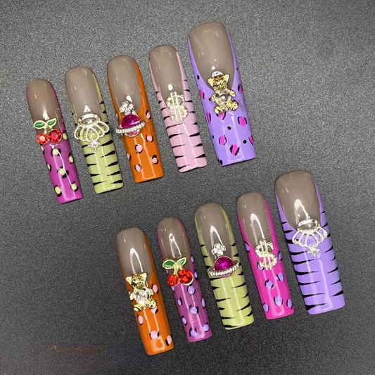 Platinum Fantasy Press On Nails