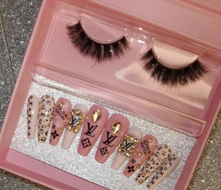 LV Designer Lash Set