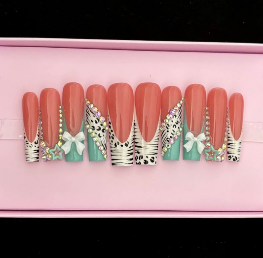 Unique Press On Nails